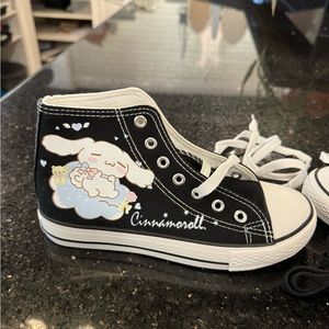NEW!!! Cinnamoroll high top sneaker !